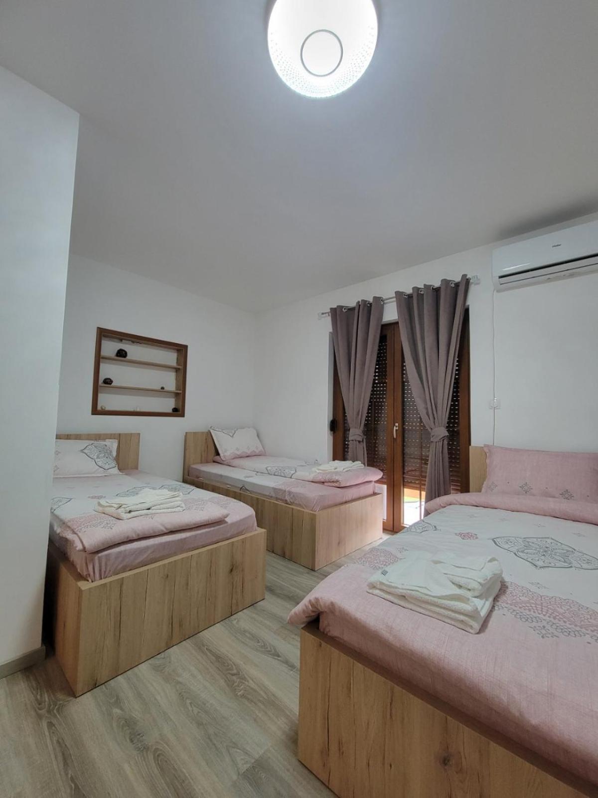 Eleon Motel Brezovica Exterior foto